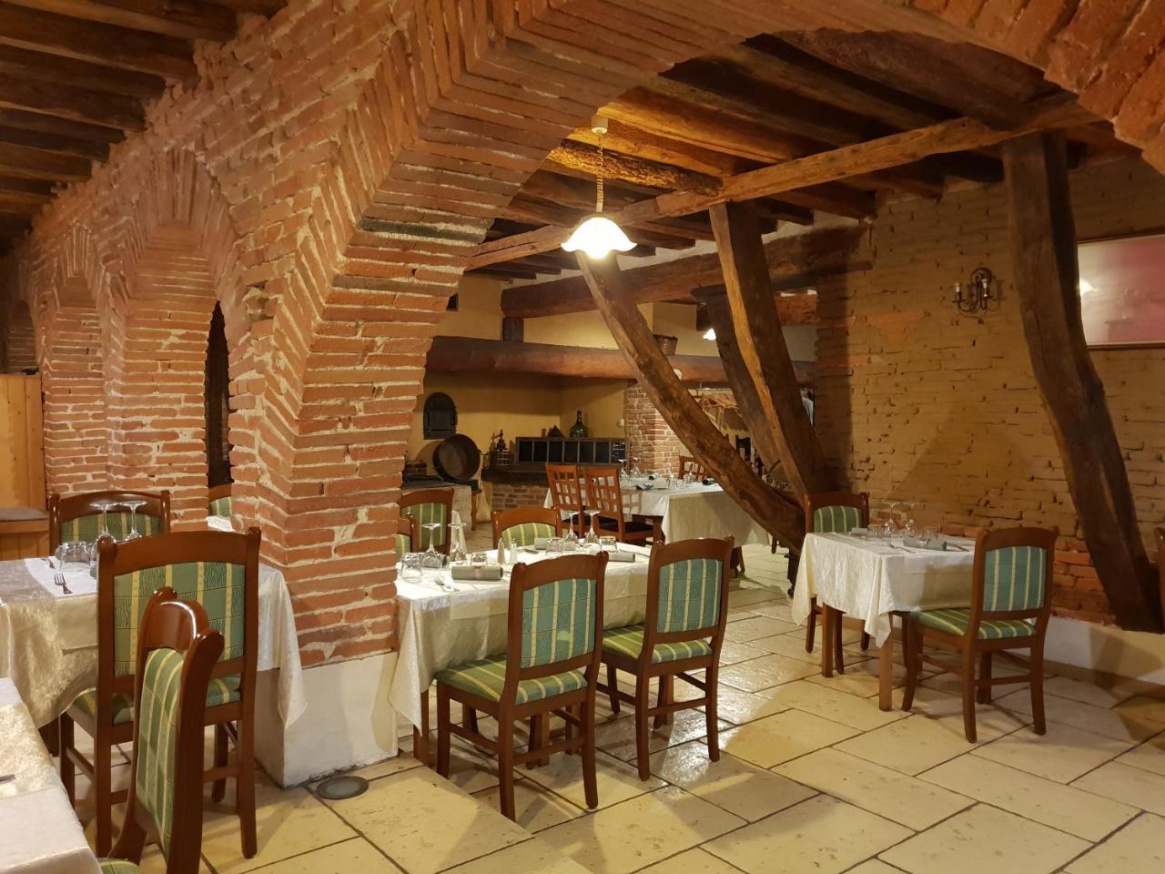L'Alcove Hotel Restaurant Villematier Bagian luar foto