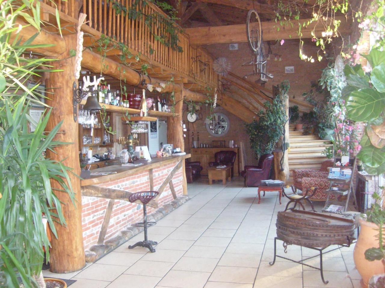 L'Alcove Hotel Restaurant Villematier Bagian luar foto